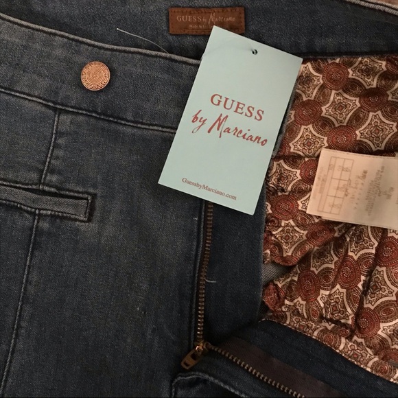 NWT Guess by Marciano Flared Leg Size 32 Jeans - Picture 1 of 7